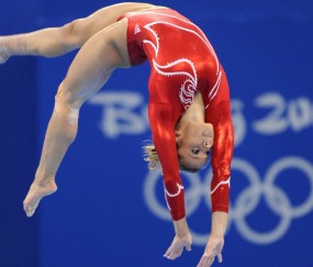 开云官网-从韩国险胜马德里竞技到赖斯2026世界杯接管比赛，亚洲足球崛起与中场大师的时代预言