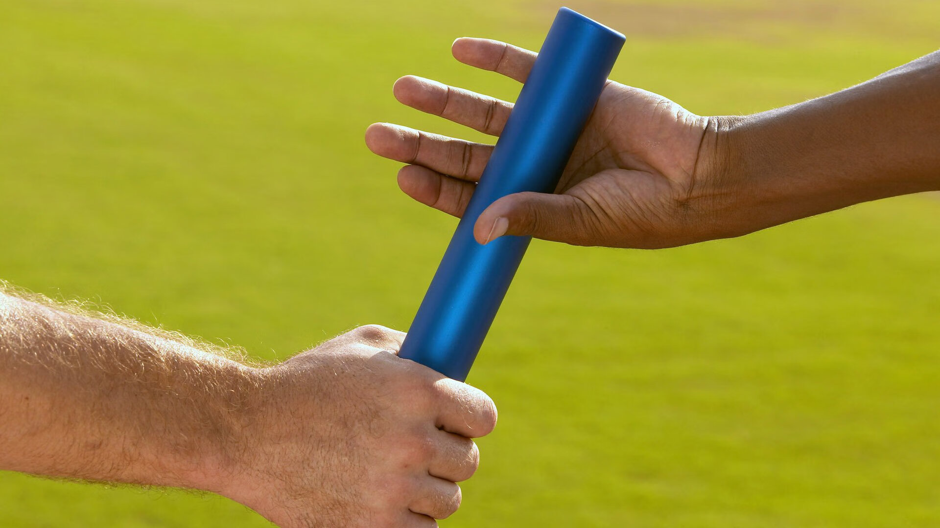 凯恩展现巨星价值，哥伦比亚掀翻尼日利亚，足球场上的权力重构与民族寓言