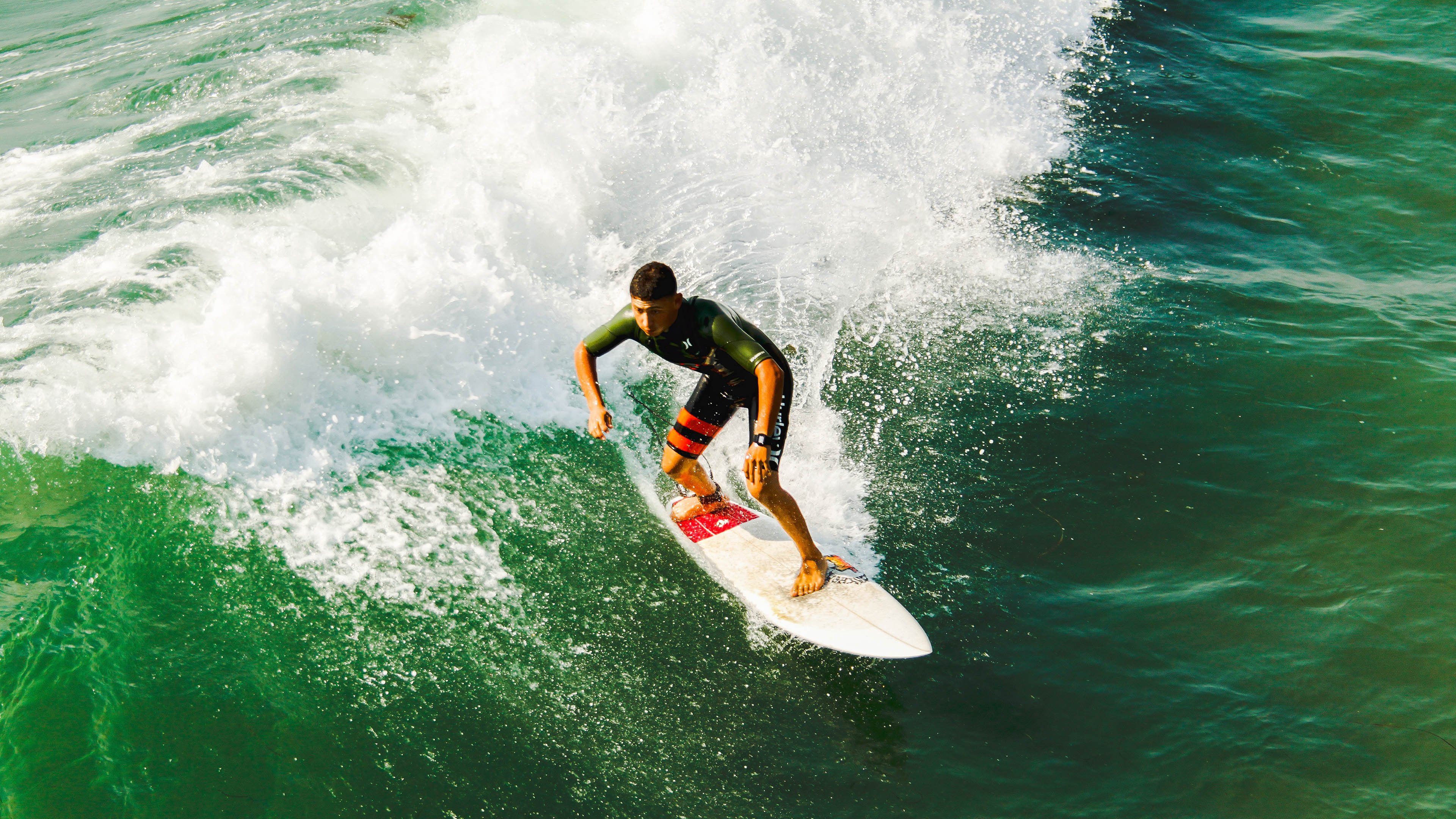 步行者速胜火箭，浓眉在欧冠淘汰赛接管比赛，体育世界里的降维打击